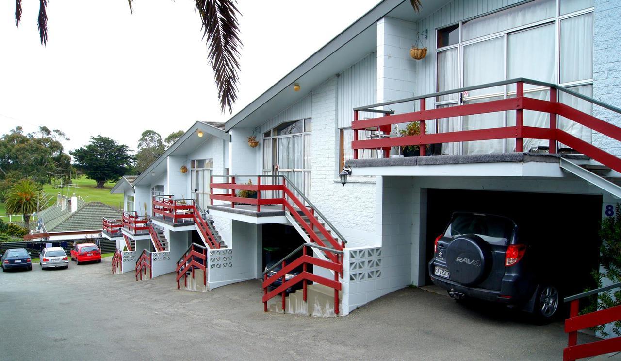 Aaron Court Motel Тимару Экстерьер фото